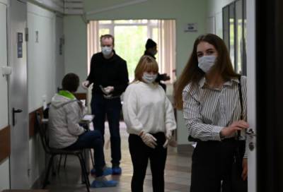 Аналитики выяснили, что большинство россиян не боятся заболеть COVID-19