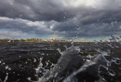В Петербурге во вторник ожидаются ливни и грозы