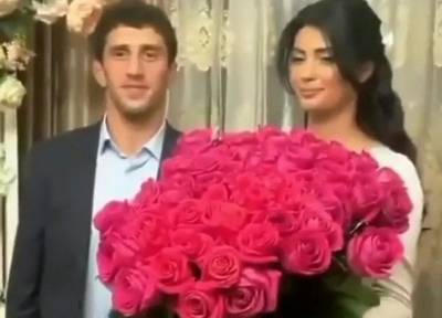 Хотела покончить с собой: выгнанная со свадьбы невеста-эскортница сбежала из Осетии в Москву