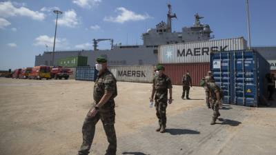 Ливанские военные обнаружили в порту Бейрута контейнеры с отравляющим веществом