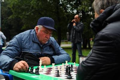 От дебюта к эндшпилю: в каких парках столицы можно поиграть в шахматы