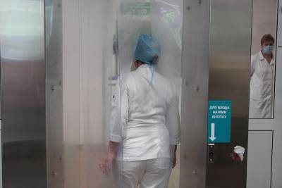 В больнице Челябинска четыре медсестры заболели COVID-19
