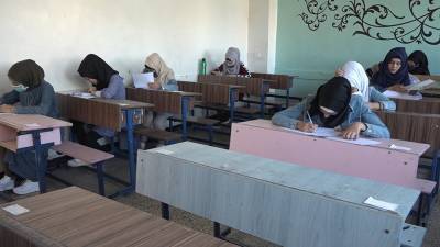 Российские военные помогли сирийским школьникам приехать на экзамены - tvc.ru - Сирия - г. Алеппо - Манбидж
