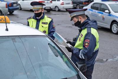 В Волгограде стражи порядка задержали подозреваемого в угоне автомобиля