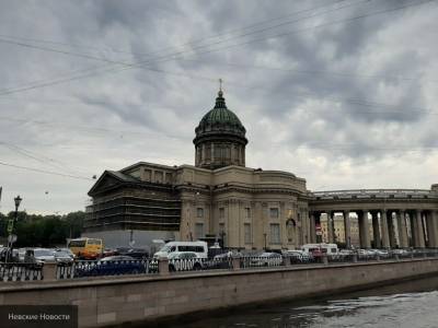 Ливни и грозы ожидают петербуржцев во вторник