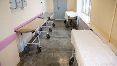 В больнице Челябинска у четырех медсестер выявили COVID-19