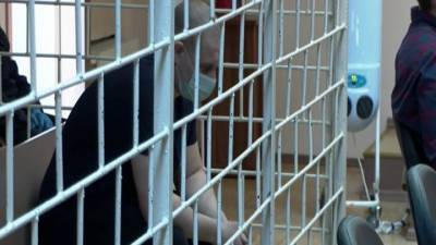 В Красноярске судят убийцу женщины и ее четырехлетней дочери