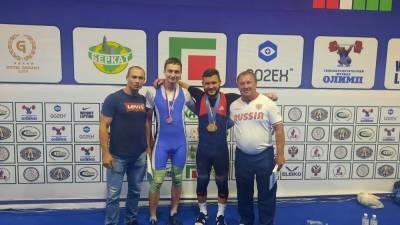 Томич завоевал бронзу на чемпионате России по тяжелой атлетике