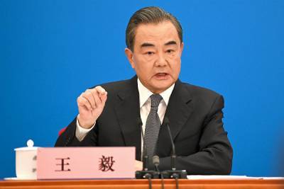Глава МИД КНР сравнил с бумерангом попытки разрушить сотрудничество стран