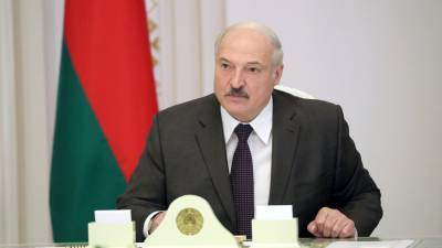Лукашенко: напрягли экономическую обстановку эти хождения по улицам