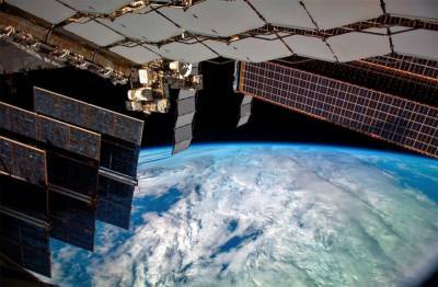 Роскосмос: давление на МКС после открытия люков между сегментами станции в норме