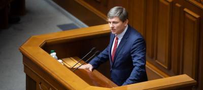 Зеленский собрал Раду, чтобы показательно увеличить "минималку" перед местными выборами - Герасимов