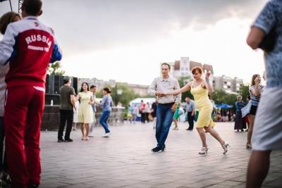 Дискотеку, караоке-батл и мюзиклы устроят на площади Ленина в Чите 26-30 августа
