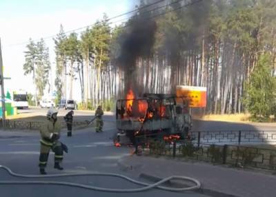 На левом берегу Воронежа сгорели два автомобиля