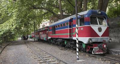 Детская железная дорога Еревана Диснейлендом не станет: в мэрии приняли решение