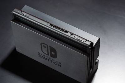 СМИ: Nintendo выпустит улучшенную версию игровой консоли Switch в начале 2021 года