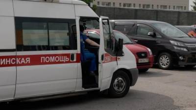 Пациент напал на врача скорой помощи в Петербурге