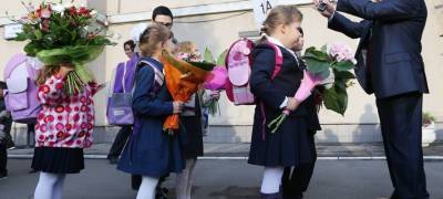 Подготовка детей к школе - обязанность родителей, поэтому им не нужна помощь, заявили в СовФеде