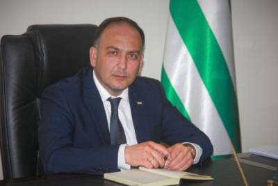 Тбилиси маниакально отслеживает действия Абхазии по признанию — Даур Кове