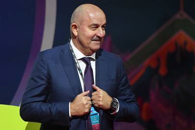 Черчесов рассказал о конфликте Дзюбы и кандидата в сборную