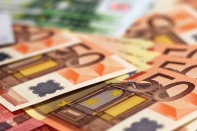 Нацбанк повысил официальный курс евро