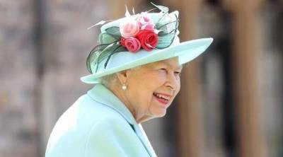 Королева не вернётся в Лондон до конца года из-за пандемии