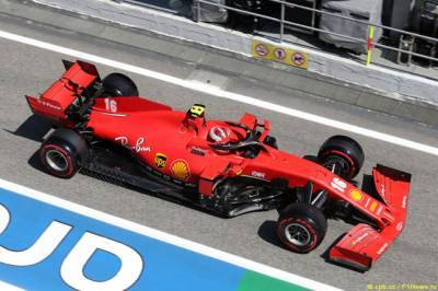 В Ferrari выяснили причину схода Леклера в Барселоне