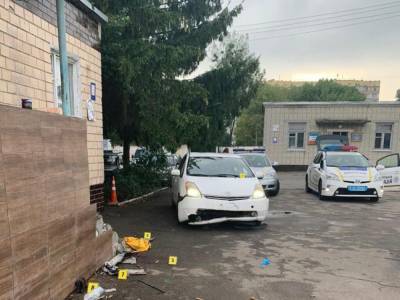 В Киеве пьяный майор на Toyota сбил группу студенток: девушки остались калеками