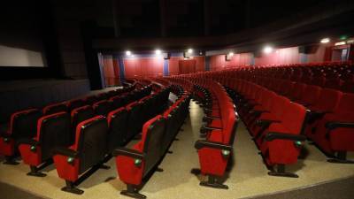 Половина кинотеатров в России откроется 27 августа