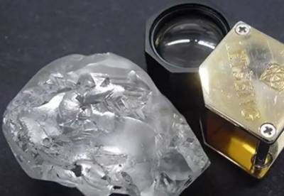 В Африке найден один из крупнейших алмазов в мире