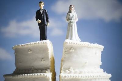 Рост числа разводов разводов после самоизоляции зафиксировали в России