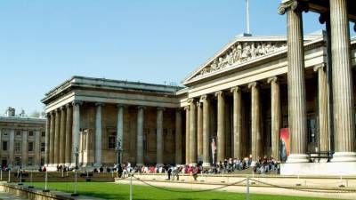 Британский музей отказался от своего основателя и записал его в рабовладельцы