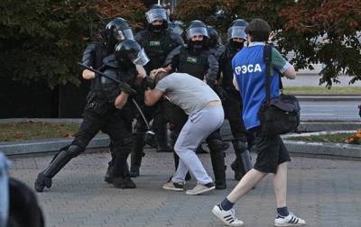 В Беларуси ОМОН применил в отношении протестующих слезоточивый газ - СМИ