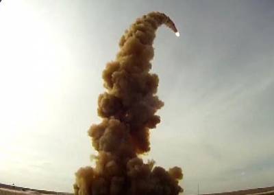 В США заявили о намерении продолжить создание ракет малой и средней дальности