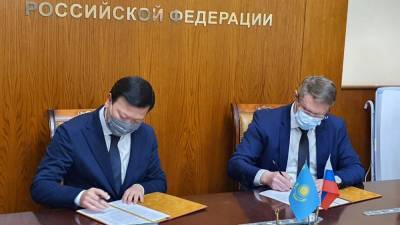 Россия и Казахстан договорились о поставке вакцины от COVID-19