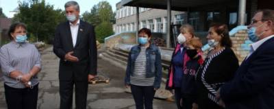 В Вологодской области проверили ход ремонта школы и котельной в Шекснинском районе