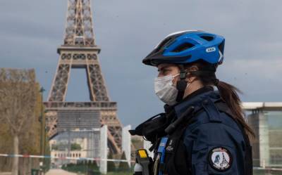 Францию уже в ноябре захлестнет вторая волна пандемии