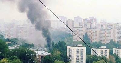 Пожарные спасли 13 человек из горящей в Москве пятиэтажки