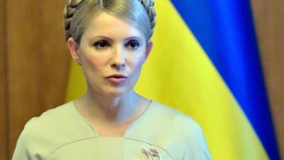 Тимошенко остается в критическом состоянии, но к ИВЛ не подключена
