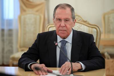 Россия поддерживает стремление Азербайджана получить статус наблюдателя в ШОС, заявил Лавров