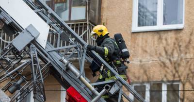 "Горела квартира пожилой пары": жильцы дома в Прибрежном рассказали о пожаре