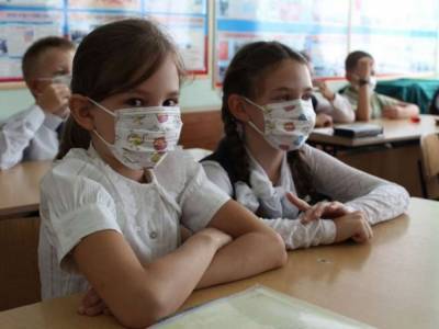 В Минздраве рассказали, что делать, если один ребенок в классе заболеет коронавирусом