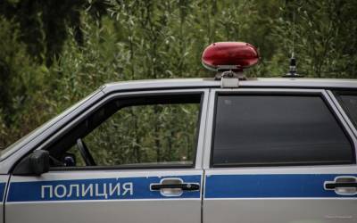 Один человек пострадал в перевернувшемся на трассе в Тверской области автомобиле