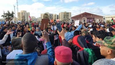 Турция внедряет своих людей в ряды митингующих ливийцев