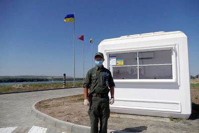 Украина собралась закрыть границы для иностранцев