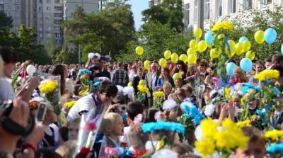 Названы условия для отмены праздничных линеек 1 сентября в Киеве