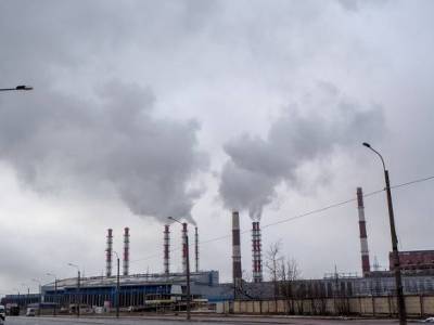 На Южном Урале эпично взорвали две 100-метровые трубы старого завода (видео)