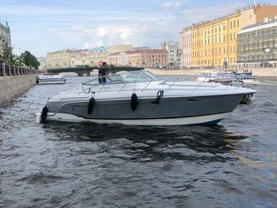 В петербургской судоходной компании рассказали, как выживает водный туризм (видео)