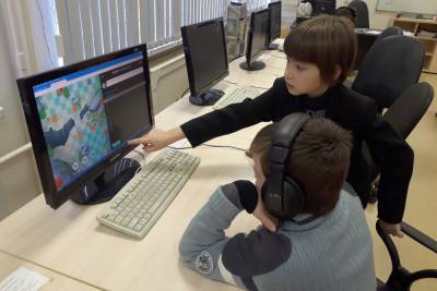 Скоростной интернет появится во всех российских школах к 2022 году