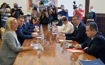 Сербия окажет Республике Сербской финансовую и политическую поддержку